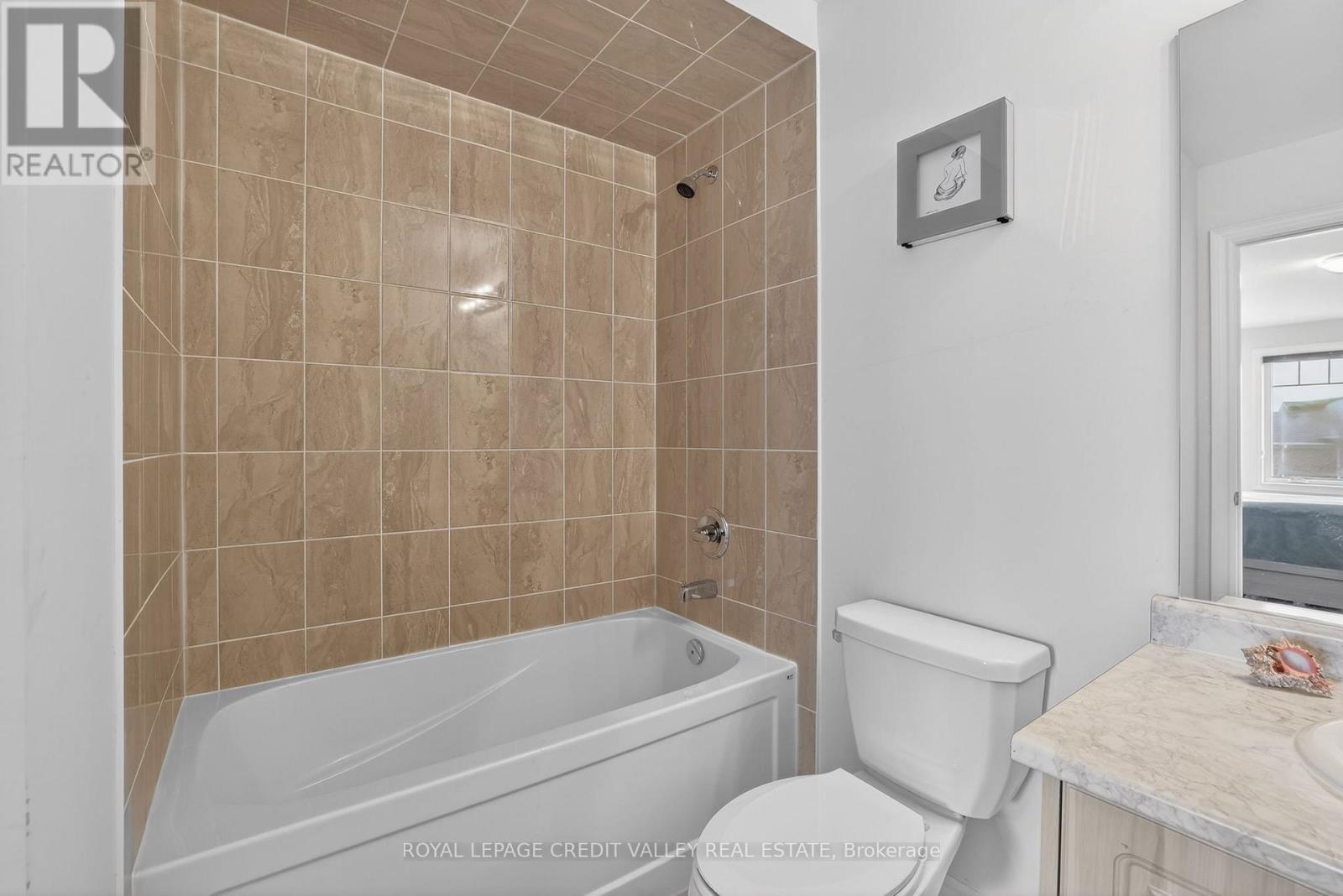 29 Memorial Court, Bradford West Gwillimbury (Bradford), Ontario  L3Z 4H5 - Photo 30 - N12888188