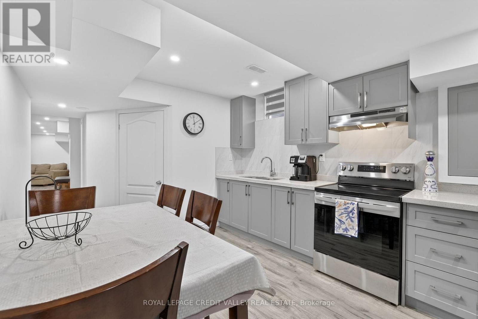 29 Memorial Court, Bradford West Gwillimbury (Bradford), Ontario  L3Z 4H5 - Photo 33 - N12888188