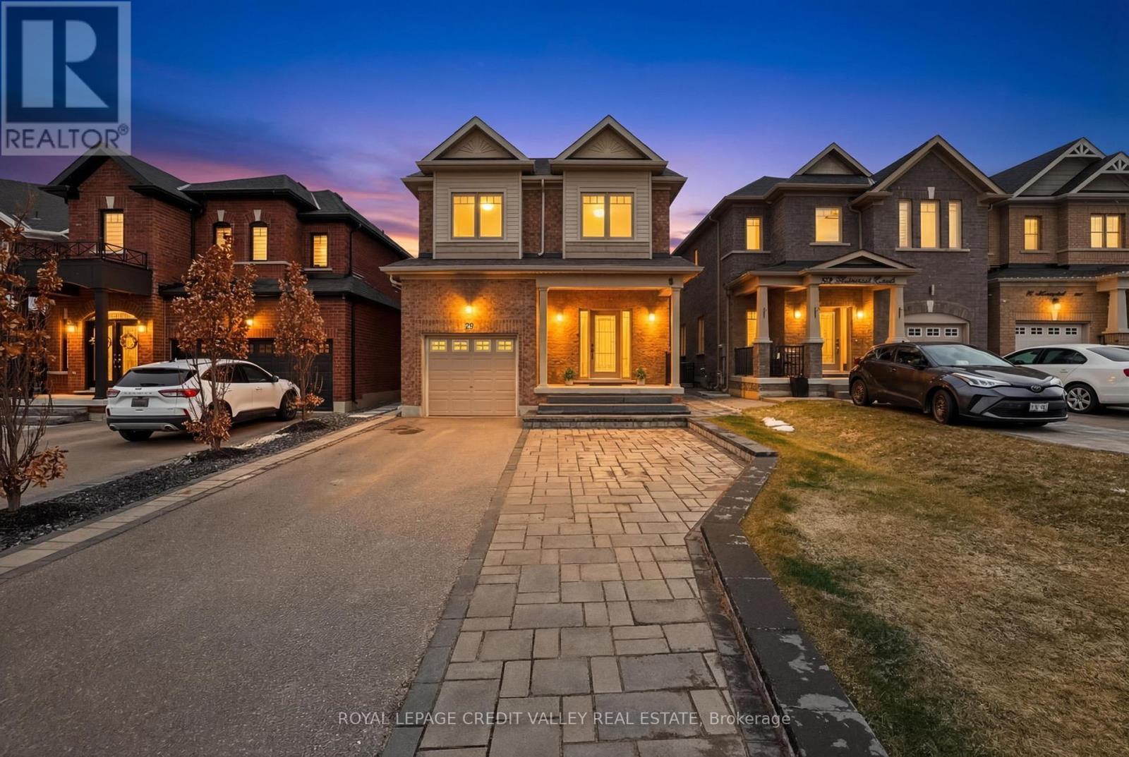 29 Memorial Court, Bradford West Gwillimbury (Bradford), Ontario  L3Z 4H5 - Photo 50 - N12888188