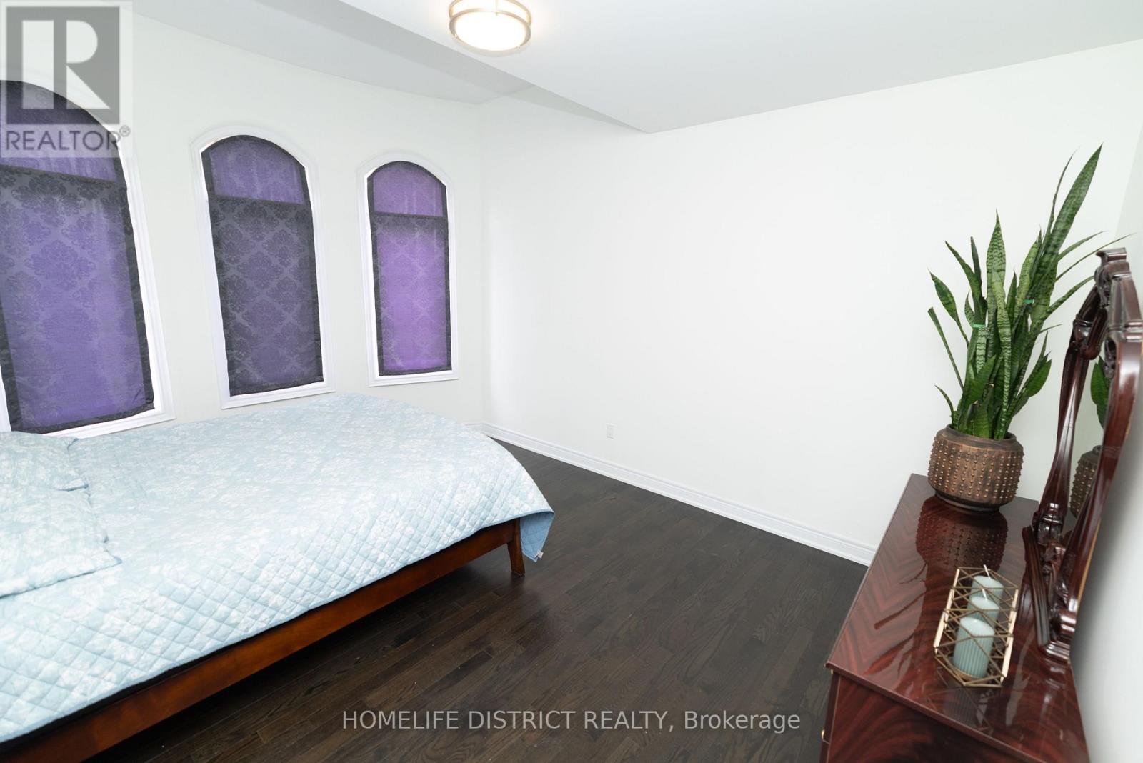 210 Cannes Avenue, Vaughan (Vellore Village), Ontario  L4H 3X2 - Photo 23 - N12888244