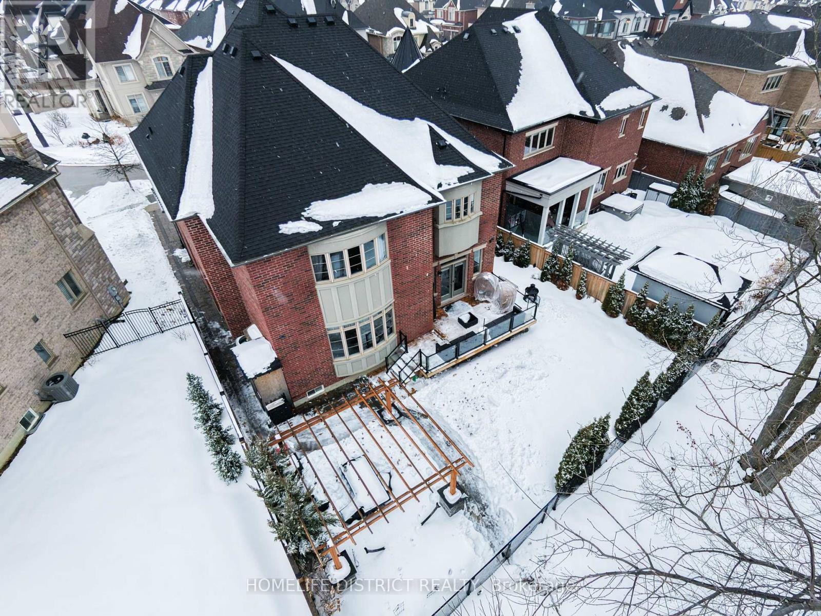 210 Cannes Avenue, Vaughan (Vellore Village), Ontario  L4H 3X2 - Photo 43 - N12888244