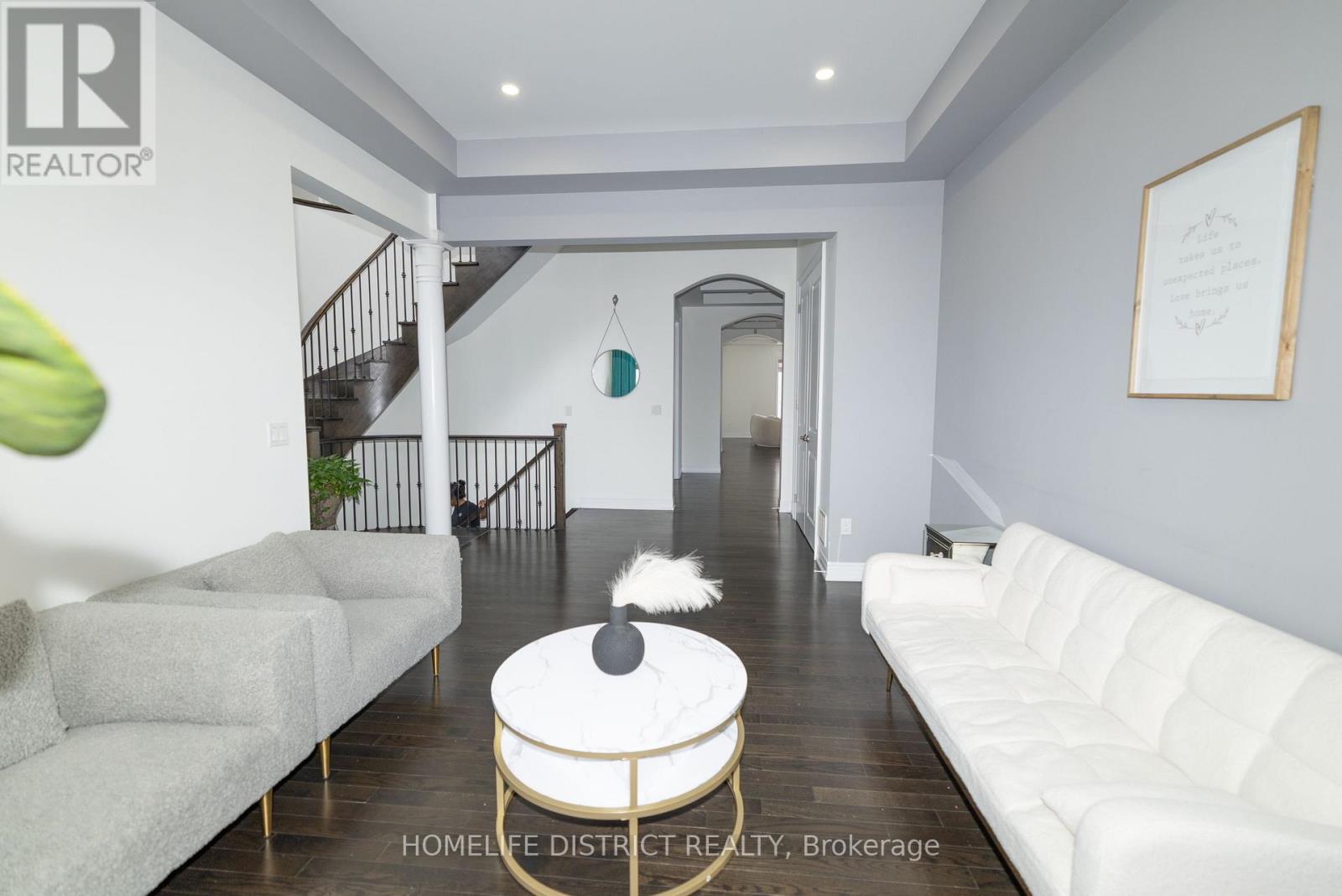 210 Cannes Avenue, Vaughan (Vellore Village), Ontario  L4H 3X2 - Photo 9 - N12888244