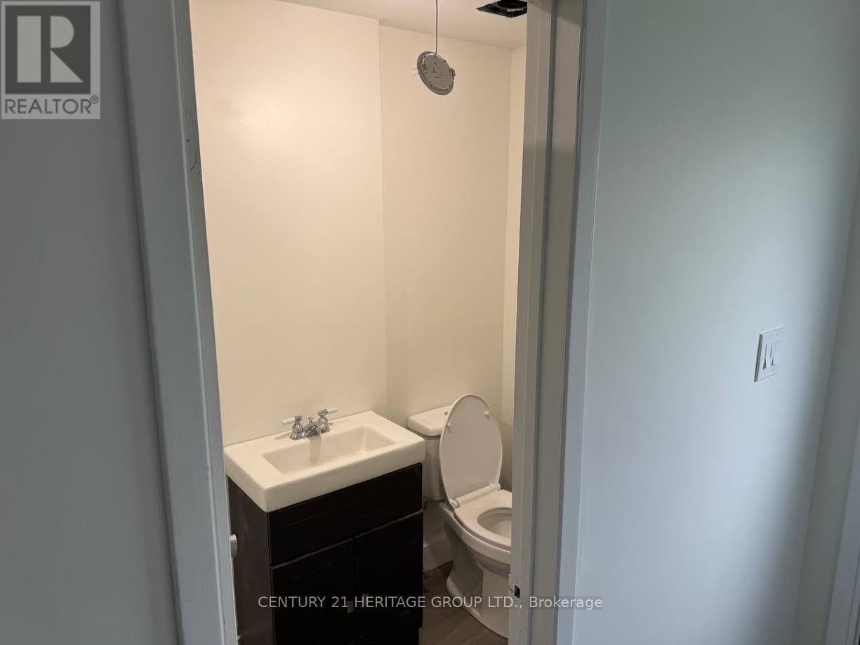 Lower - 163 Hilltop Drive, East Gwillimbury, Ontario  L9N 1B9 - Photo 6 - N12888252