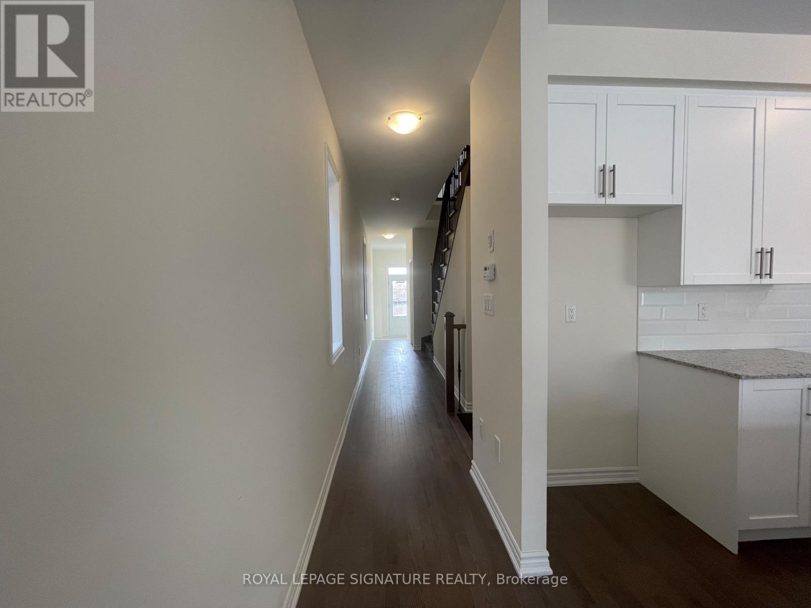 50 Hartington Street, Vaughan (Kleinburg), Ontario  L4H 5J7 - Photo 4 - N12888276