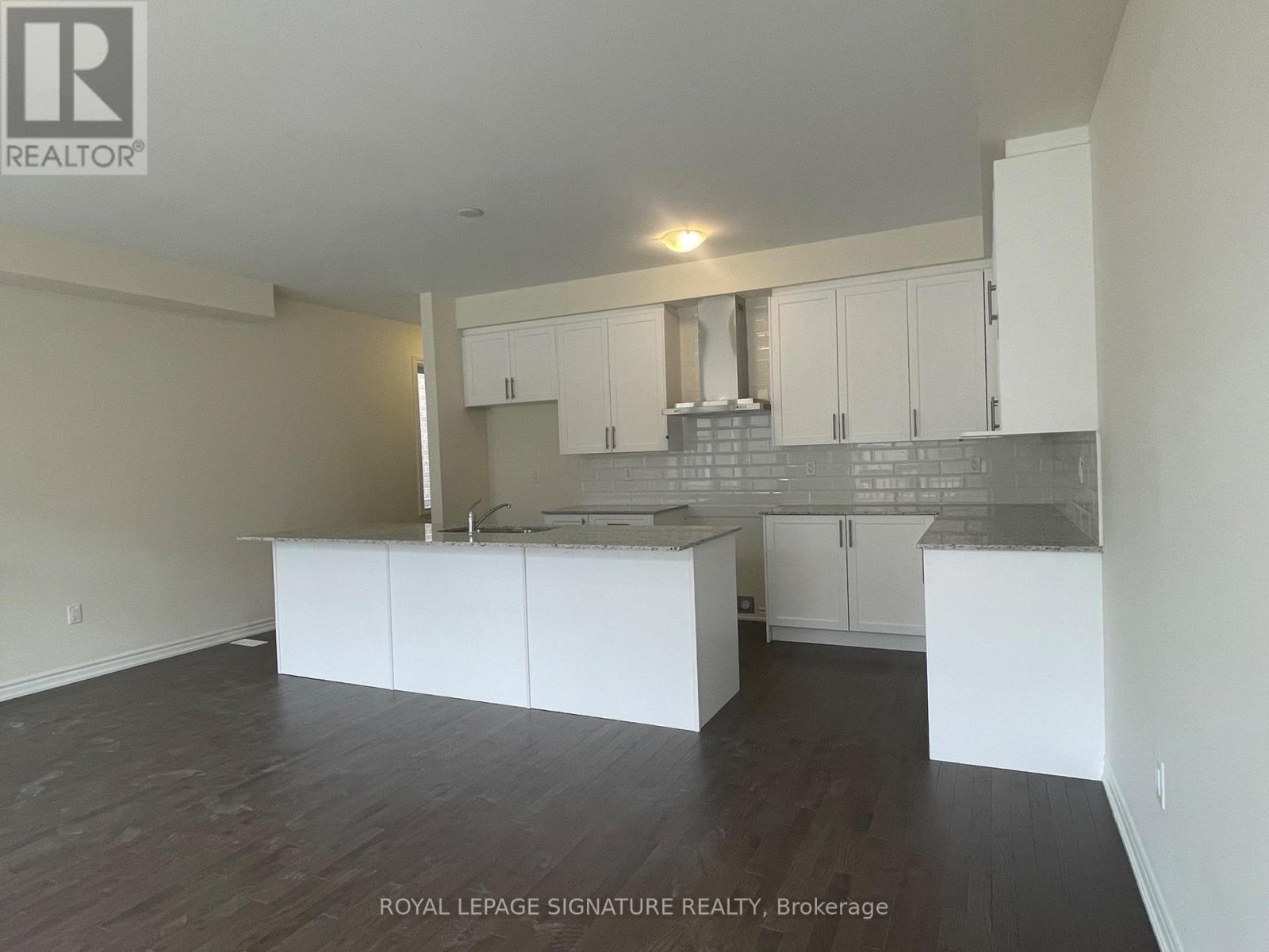 50 Hartington Street, Vaughan (Kleinburg), Ontario  L4H 5J7 - Photo 7 - N12888276