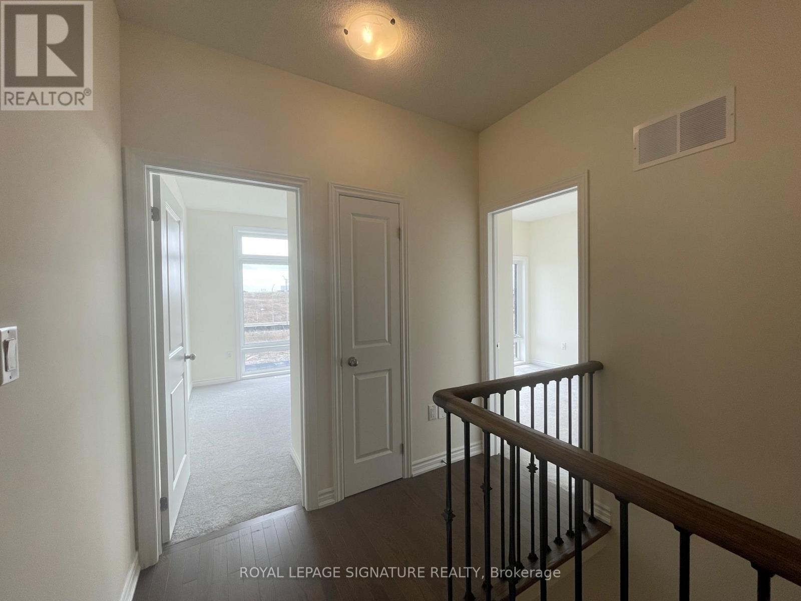 50 Hartington Street, Vaughan (Kleinburg), Ontario  L4H 5J7 - Photo 9 - N12888276