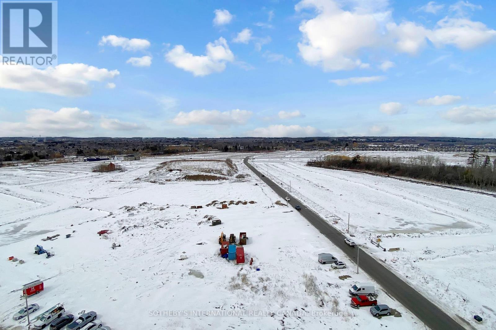 1329 - 2 David Eyer Road, Richmond Hill, Ontario  L4S 0N6 - Photo 22 - N12888278