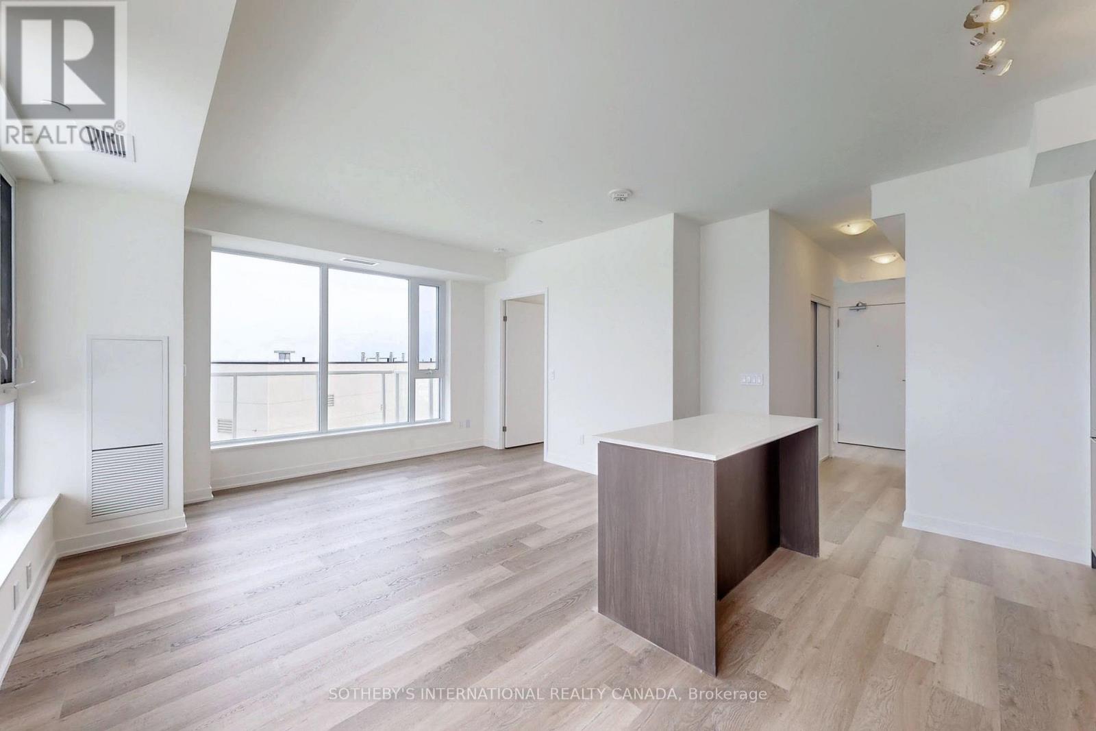 1329 - 2 David Eyer Road, Richmond Hill, Ontario  L4S 0N6 - Photo 9 - N12888278