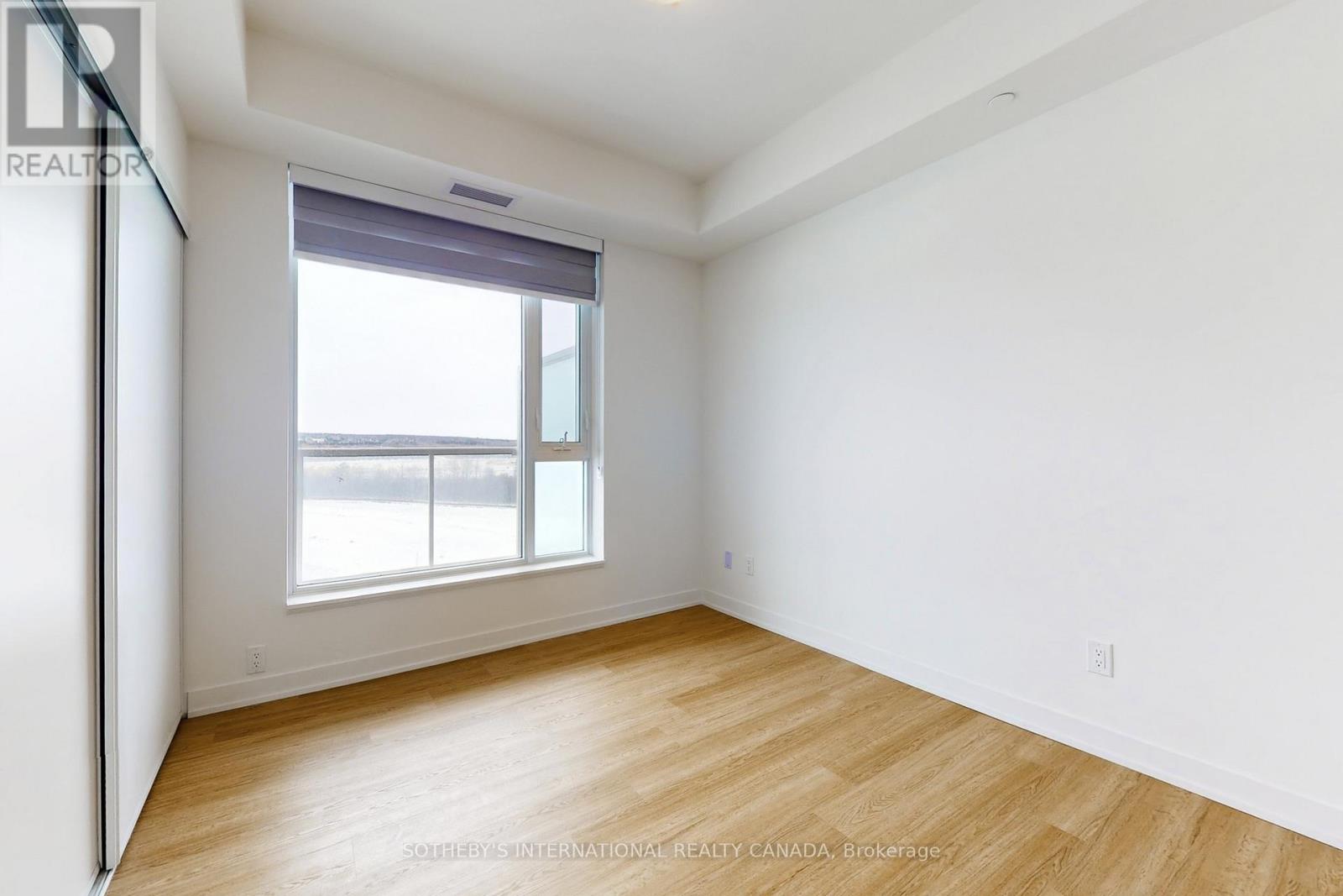 1027 - 2 David Eyer Road, Richmond Hill, Ontario  L4S 0N6 - Photo 11 - N12888292