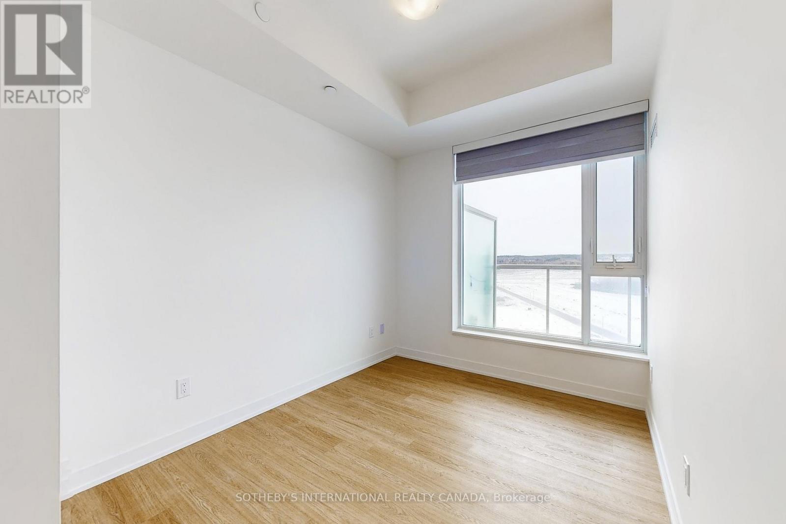 1027 - 2 David Eyer Road, Richmond Hill, Ontario  L4S 0N6 - Photo 15 - N12888292