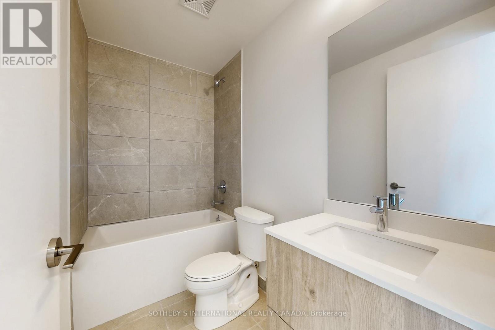 1027 - 2 David Eyer Road, Richmond Hill, Ontario  L4S 0N6 - Photo 18 - N12888292