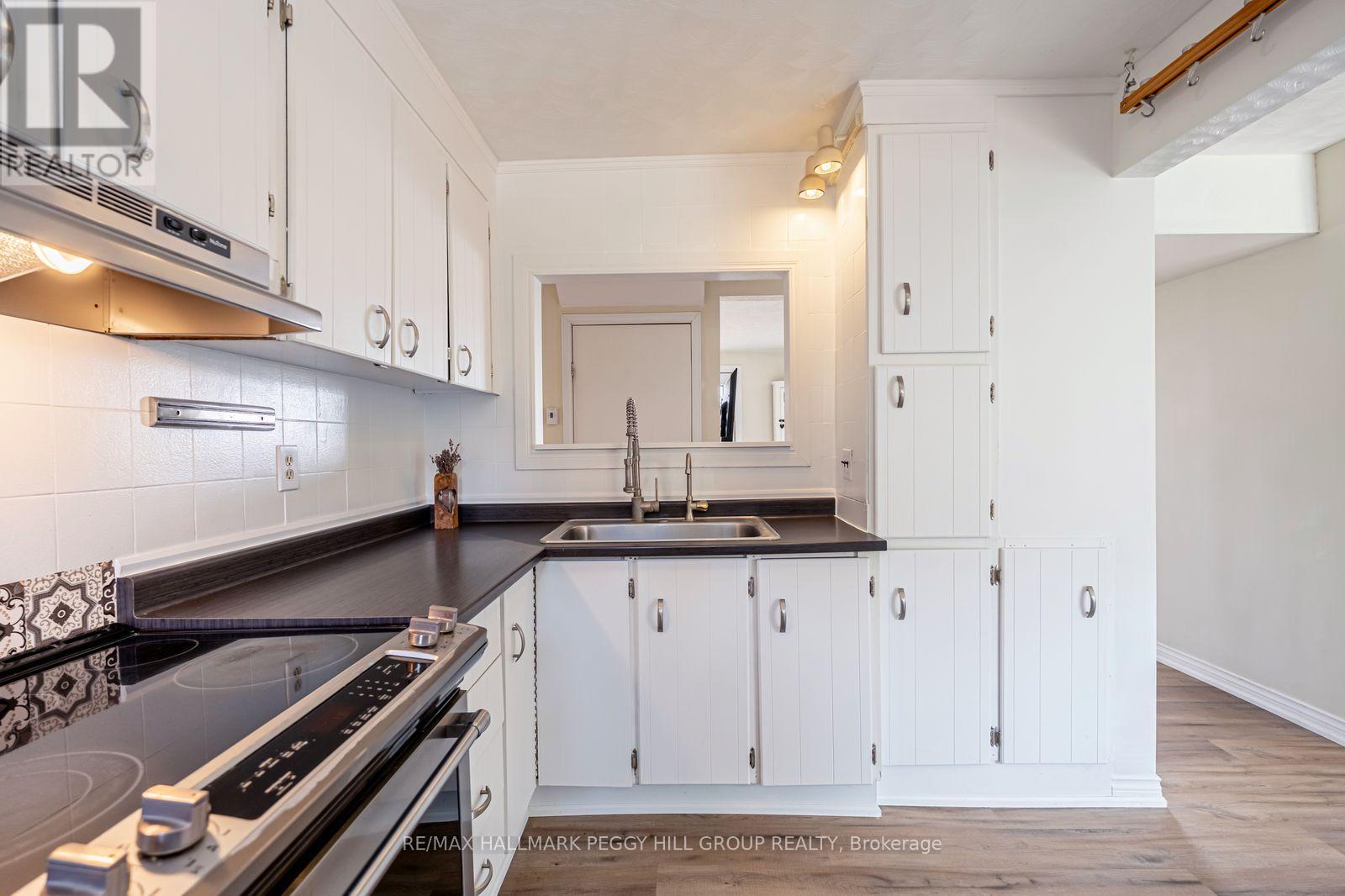 187 Mill Street, Essa (Angus), Ontario  L3W 0G3 - Photo 9 - N12888384