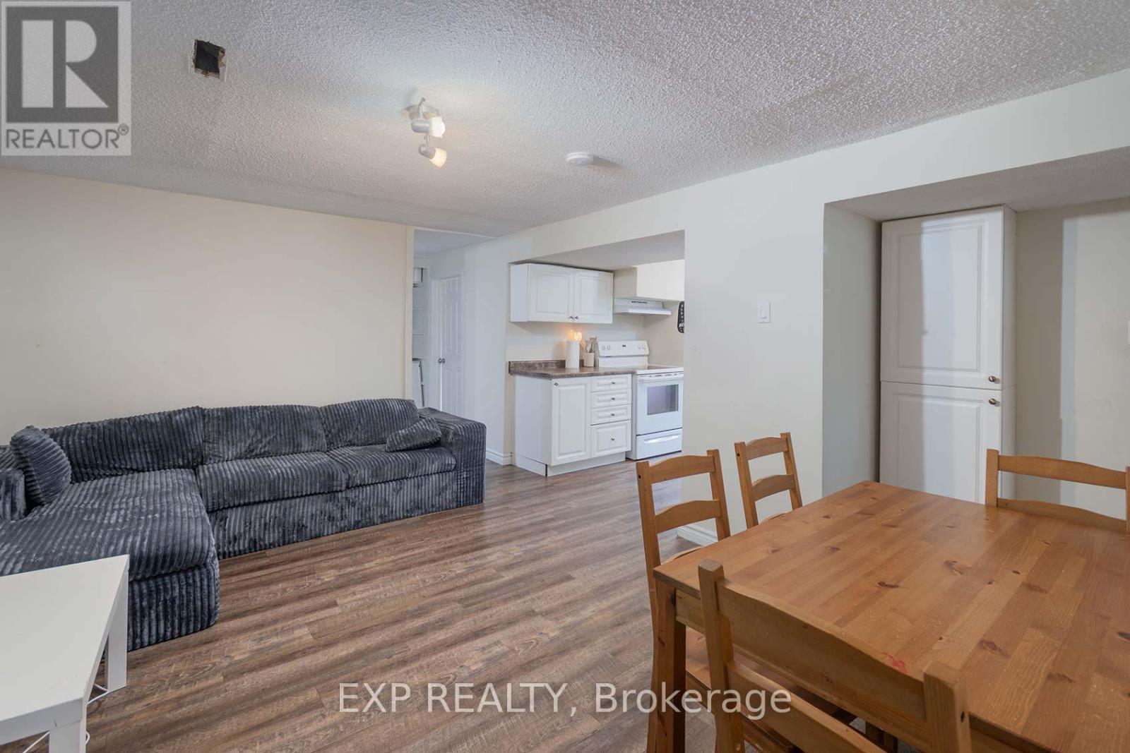 76 Bernick Drive, Barrie (Grove East), Ontario  L4M 2V6 - Photo 23 - S12888170