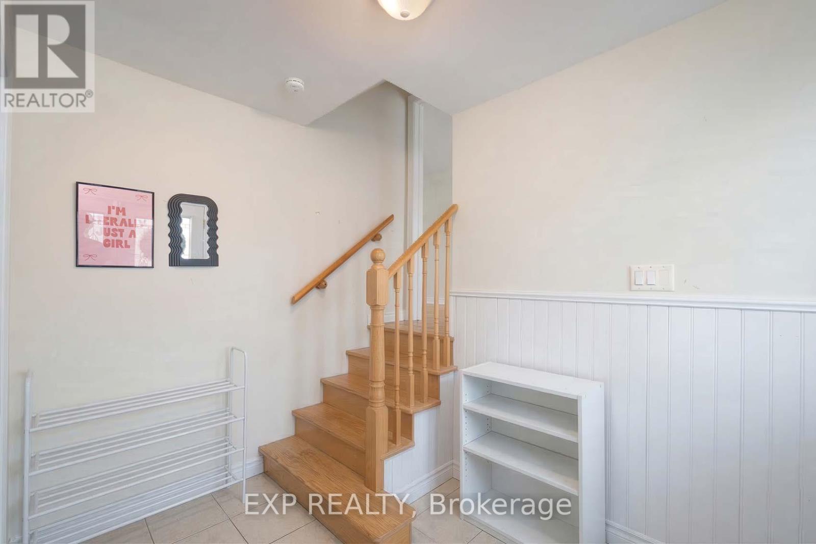 76 Bernick Drive, Barrie (Grove East), Ontario  L4M 2V6 - Photo 4 - S12888170