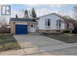 76 BERNICK DRIVE, Barrie, Ontario