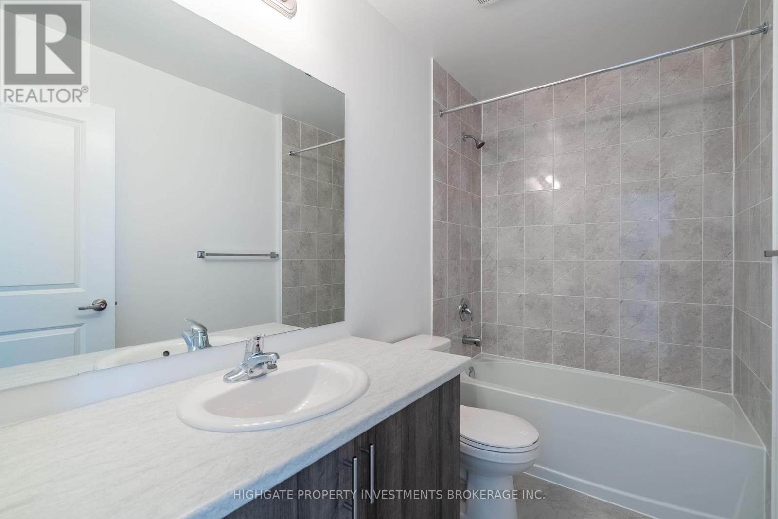 20 Westwood Avenue, Barrie (Painswick South), Ontario  L9J 0M6 - Photo 12 - S12888202