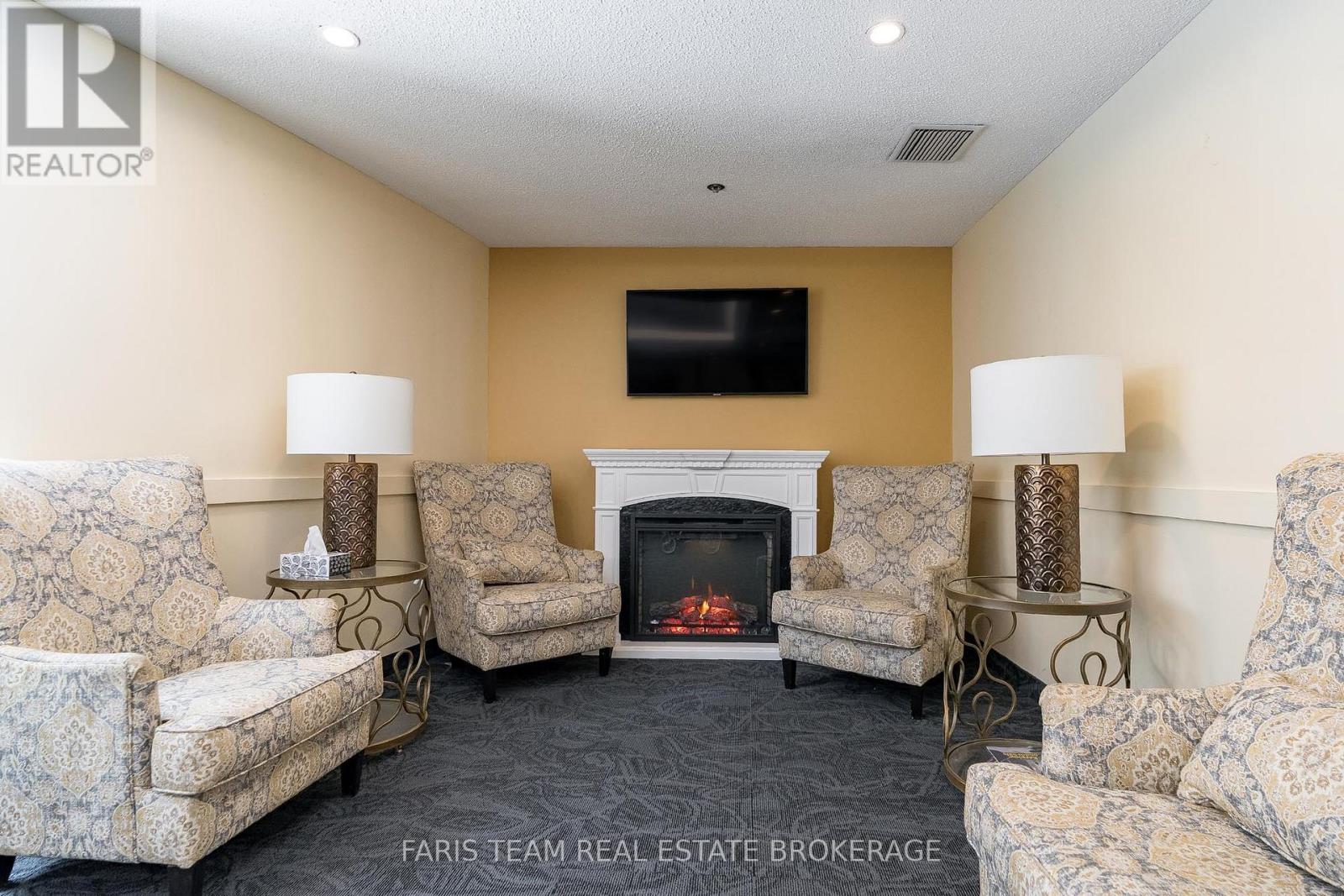 511 - 150 Dunlop Street E, Barrie (City Centre), Ontario  L4M 6H1 - Photo 36 - S12888318