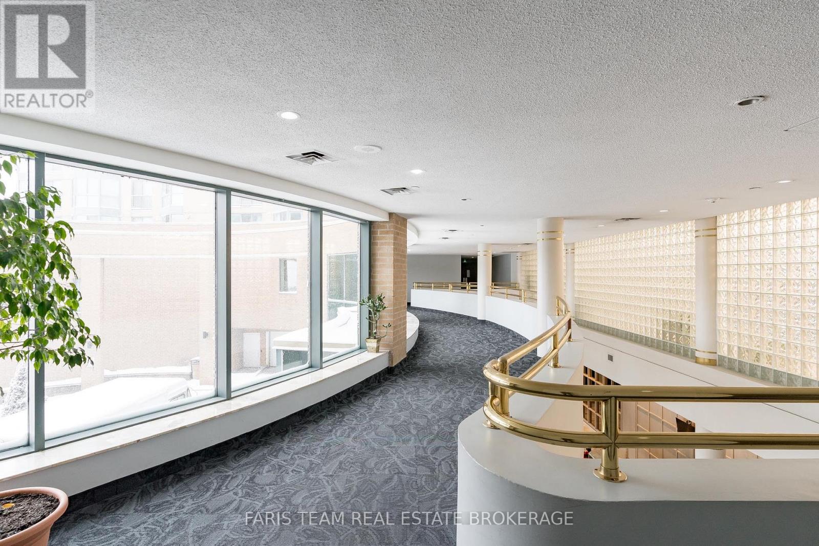 511 - 150 Dunlop Street E, Barrie (City Centre), Ontario  L4M 6H1 - Photo 37 - S12888318