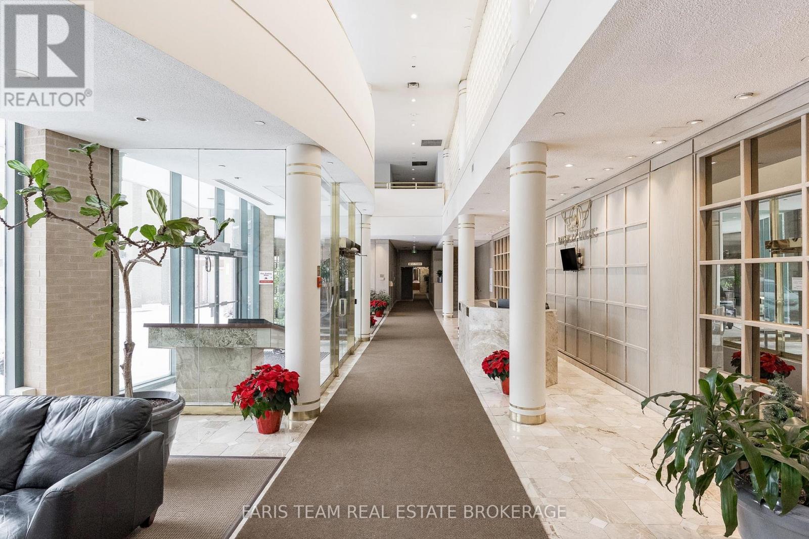 511 - 150 Dunlop Street E, Barrie (City Centre), Ontario  L4M 6H1 - Photo 7 - S12888318