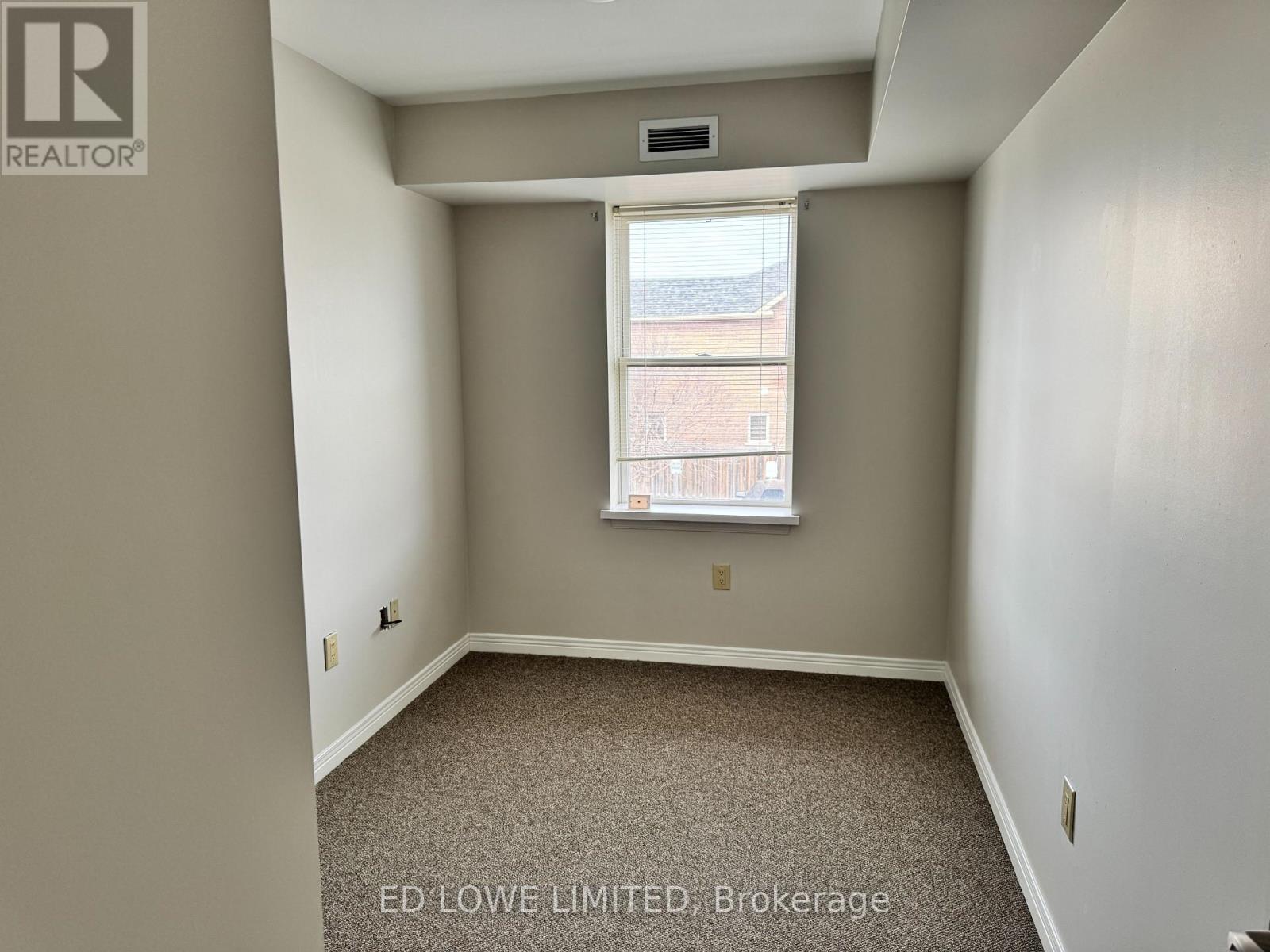 E-202 - 59 Arch Brown Court, Barrie (East Bayfield), Ontario  L4M 0C6 - Photo 11 - S12888356