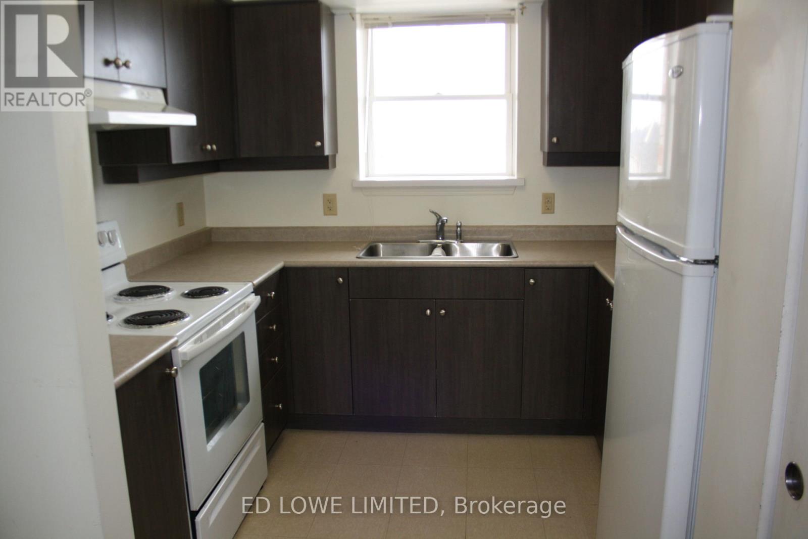 E-202 - 59 Arch Brown Court, Barrie (East Bayfield), Ontario  L4M 0C6 - Photo 13 - S12888356