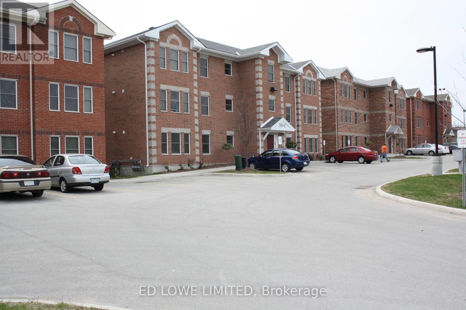 E-202 - 59 Arch Brown Court, Barrie (East Bayfield), Ontario  L4M 0C6 - Photo 2 - S12888356