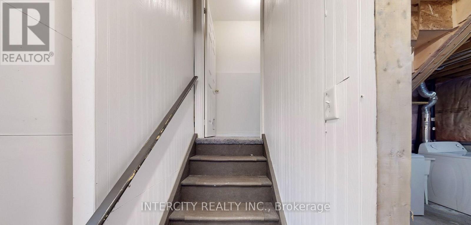 138 Tunbridge Road, Barrie (Georgian Drive), Ontario  L4M 6T1 - Photo 28 - S12888370