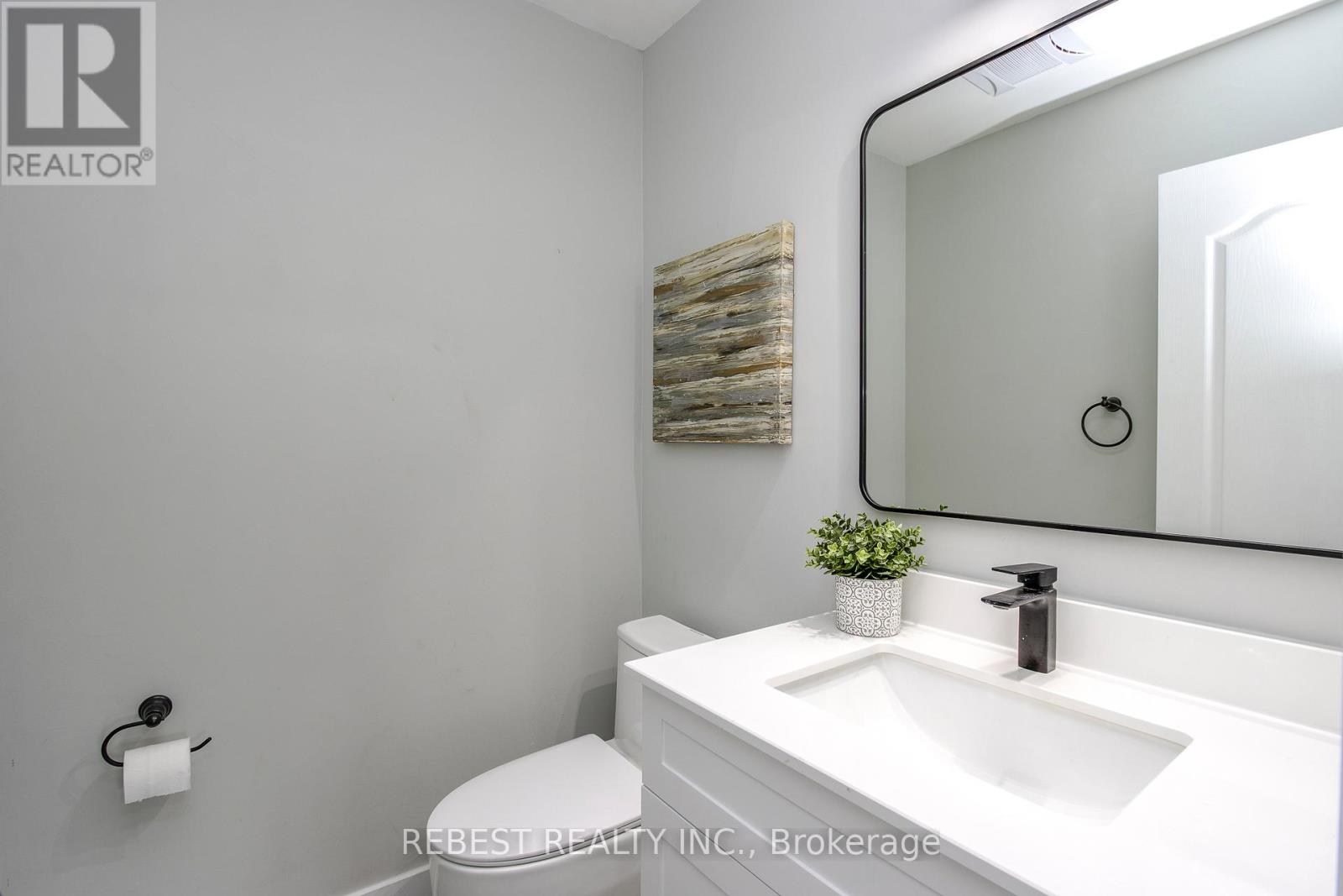 92 Lillian Crescent, Barrie (Sunnidale), Ontario  L4N 5H7 - Photo 8 - S12888390