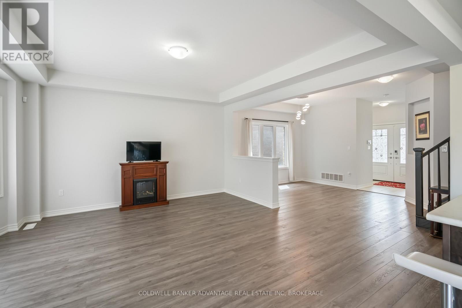 3645 Allen Trail, Fort Erie (Ridgeway), Ontario  L0S 1N0 - Photo 9 - X12879528