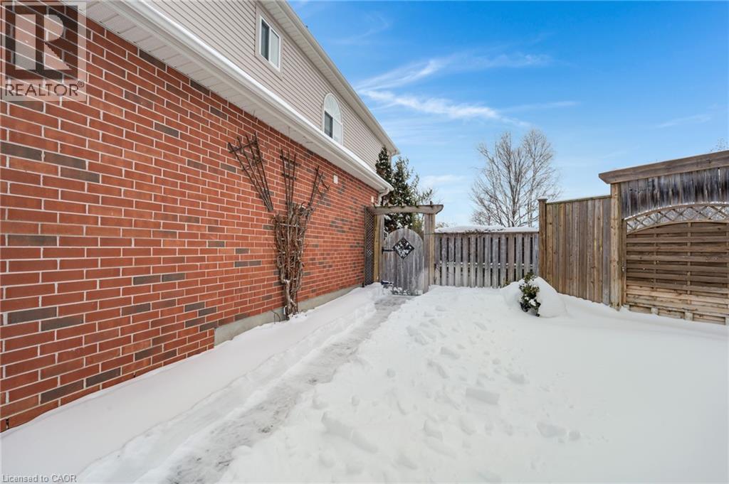 533 Woodfield Court, Kitchener, Ontario  N2P 2S8 - Photo 37 - 40812584