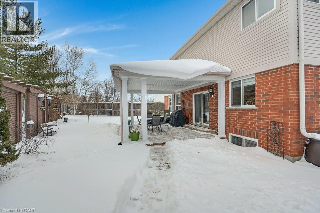 533 Woodfield Court, Kitchener, Ontario  N2P 2S8 - Photo 45 - 40812584