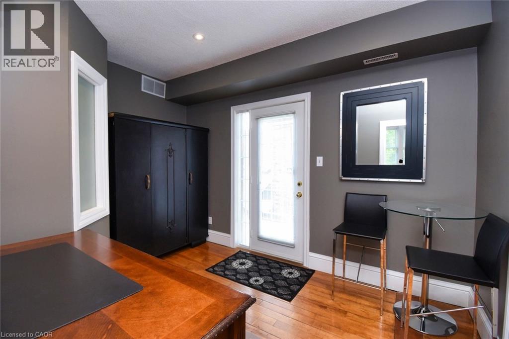 5 Cross Street, Dundas, Ontario  L9H 2R3 - Photo 15 - 40812560