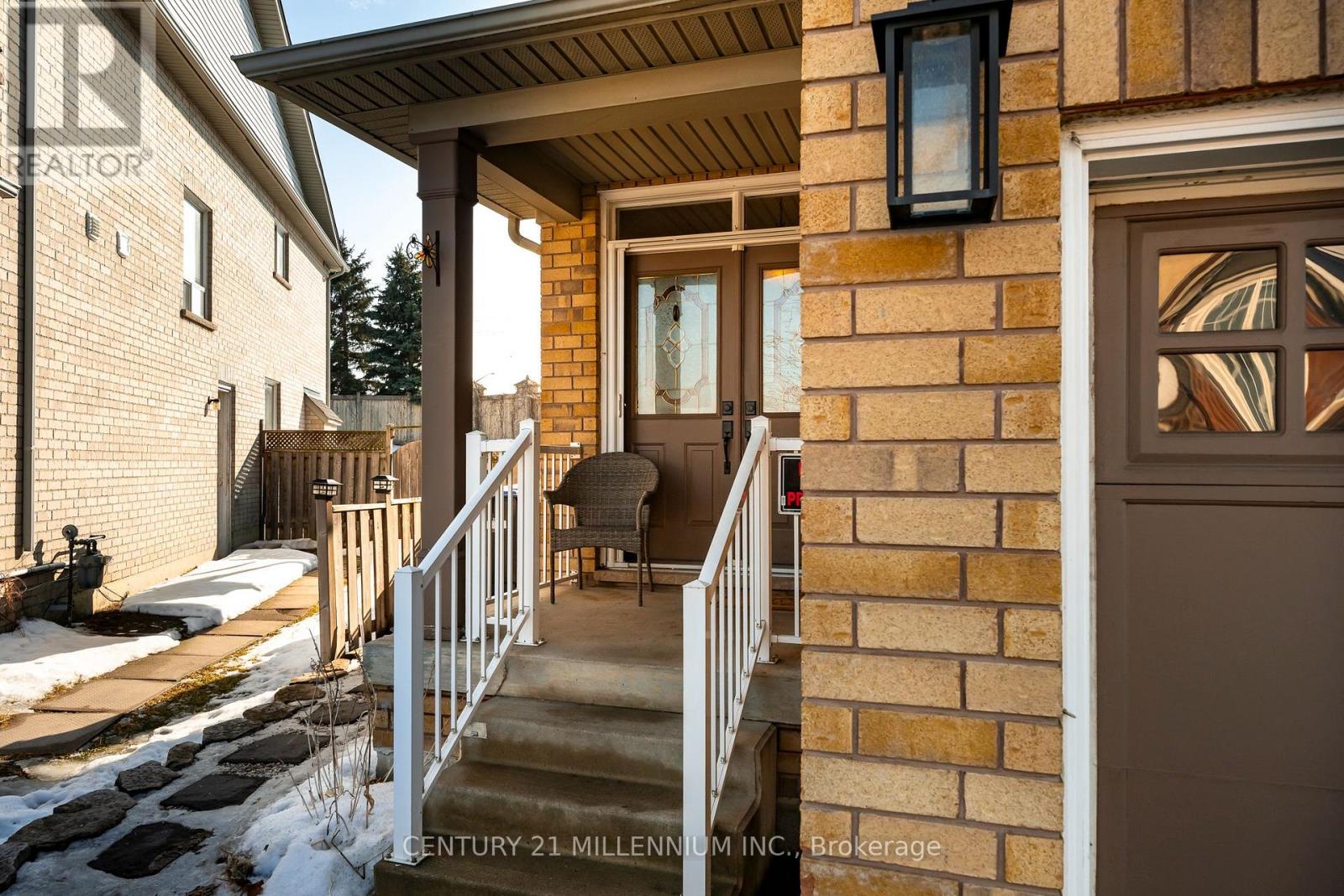 42 Rubysilver Drive, Brampton, Ontario  L6P 1P9 - Photo 3 - W12888194