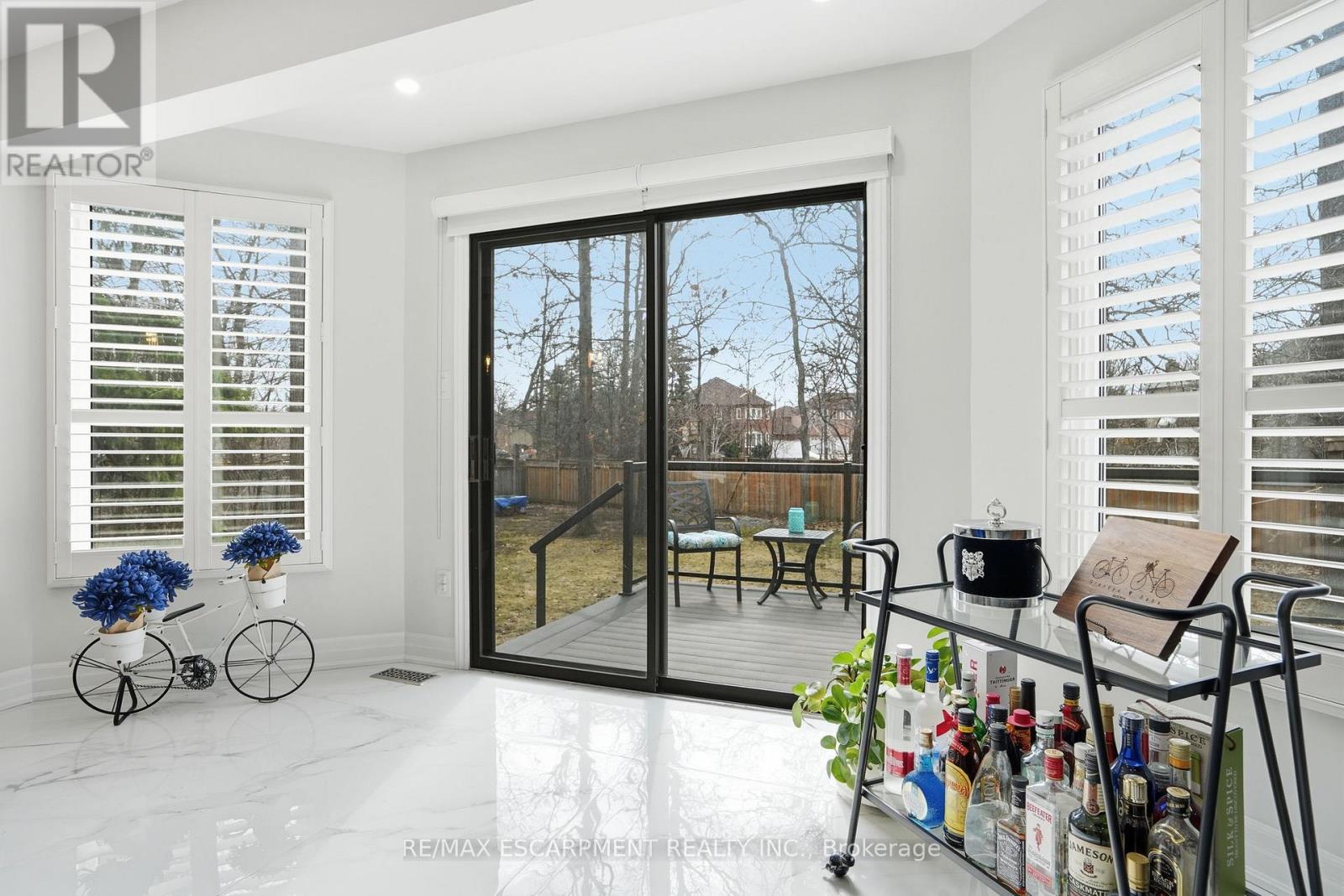 3192 Colebrook Court, Mississauga, Ontario  L5N 3E2 - Photo 16 - W12888232