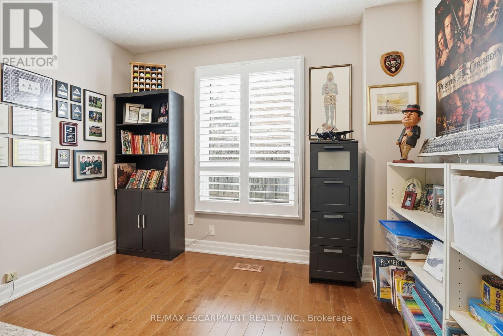 3192 Colebrook Court, Mississauga, Ontario  L5N 3E2 - Photo 20 - W12888232