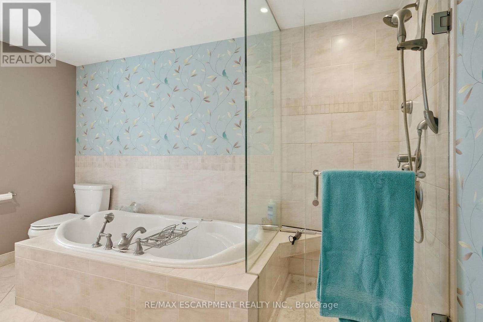 3192 Colebrook Court, Mississauga, Ontario  L5N 3E2 - Photo 30 - W12888232