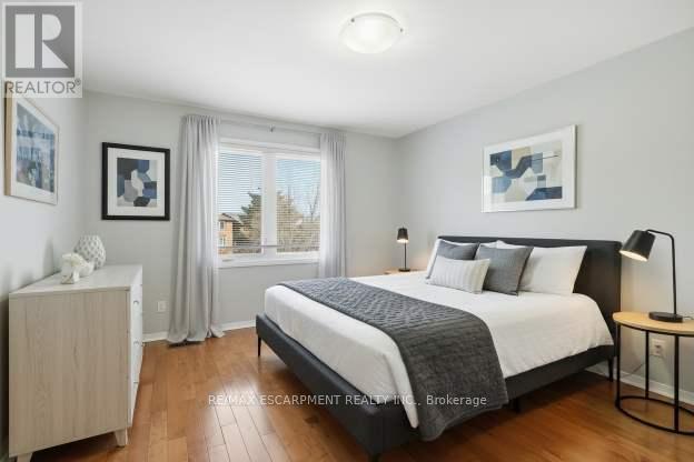 3192 Colebrook Court, Mississauga, Ontario  L5N 3E2 - Photo 31 - W12888232