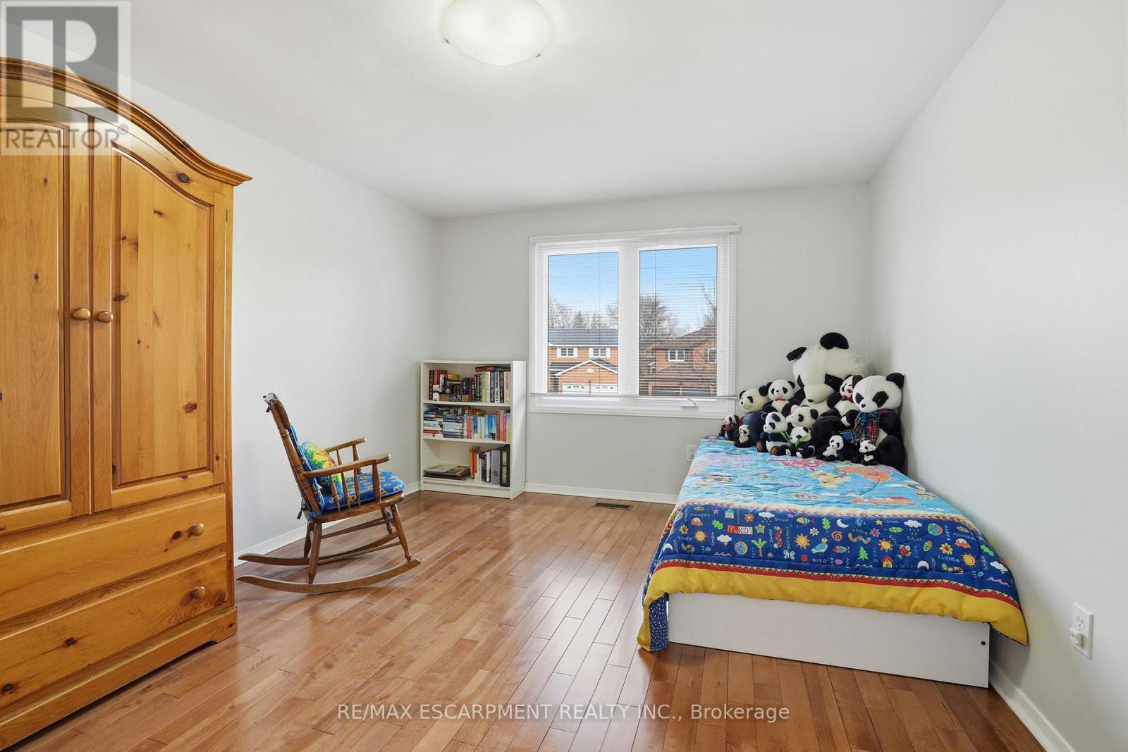 3192 Colebrook Court, Mississauga, Ontario  L5N 3E2 - Photo 35 - W12888232