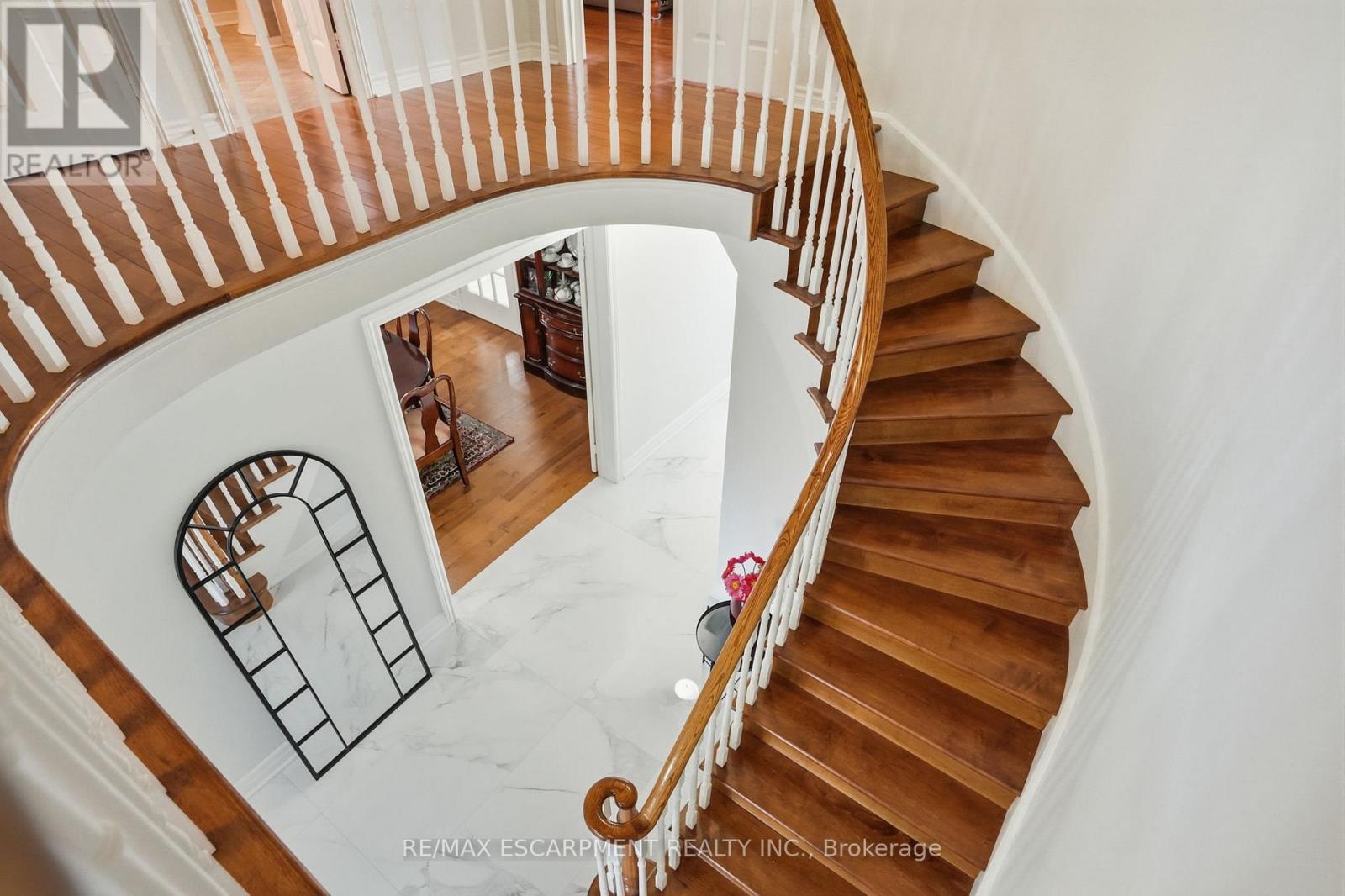 3192 Colebrook Court, Mississauga, Ontario  L5N 3E2 - Photo 42 - W12888232