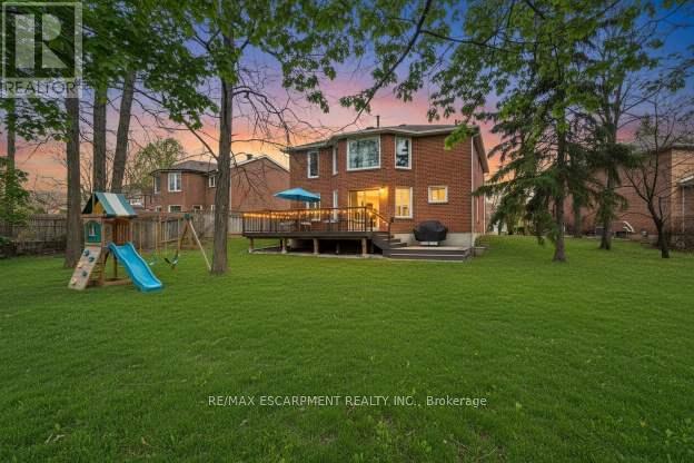 3192 Colebrook Court, Mississauga, Ontario  L5N 3E2 - Photo 49 - W12888232