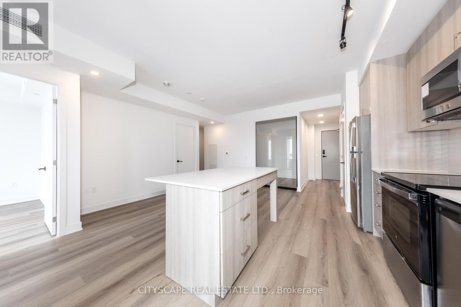 805 - 758 Dovercourt Road W, Toronto, Ontario  M6H 1L8 - Photo 13 - W12888288