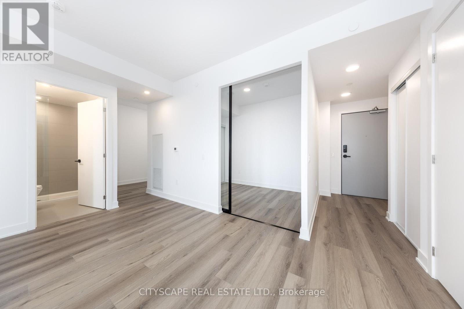805 - 758 Dovercourt Road W, Toronto, Ontario  M6H 1L8 - Photo 3 - W12888288