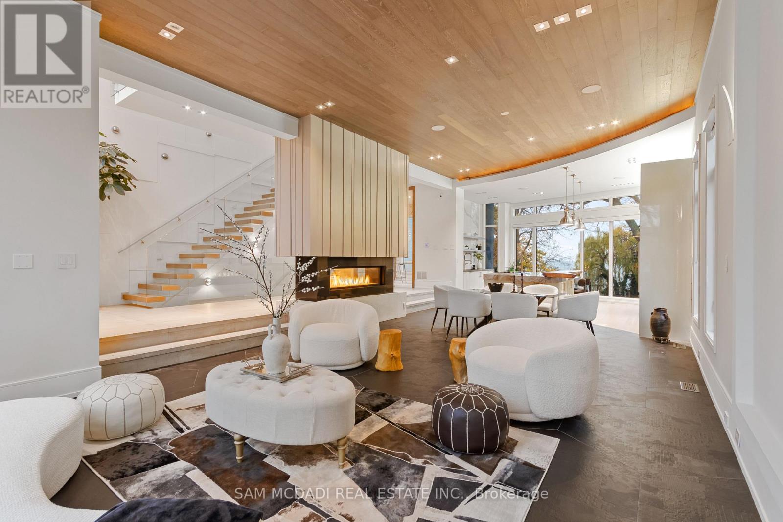 67 Lake Promenade, Toronto, Ontario  M8W 1A2 - Photo 6 - W12888306