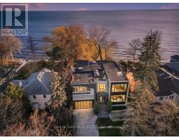 67 LAKE PROMENADE, Toronto, Ontario