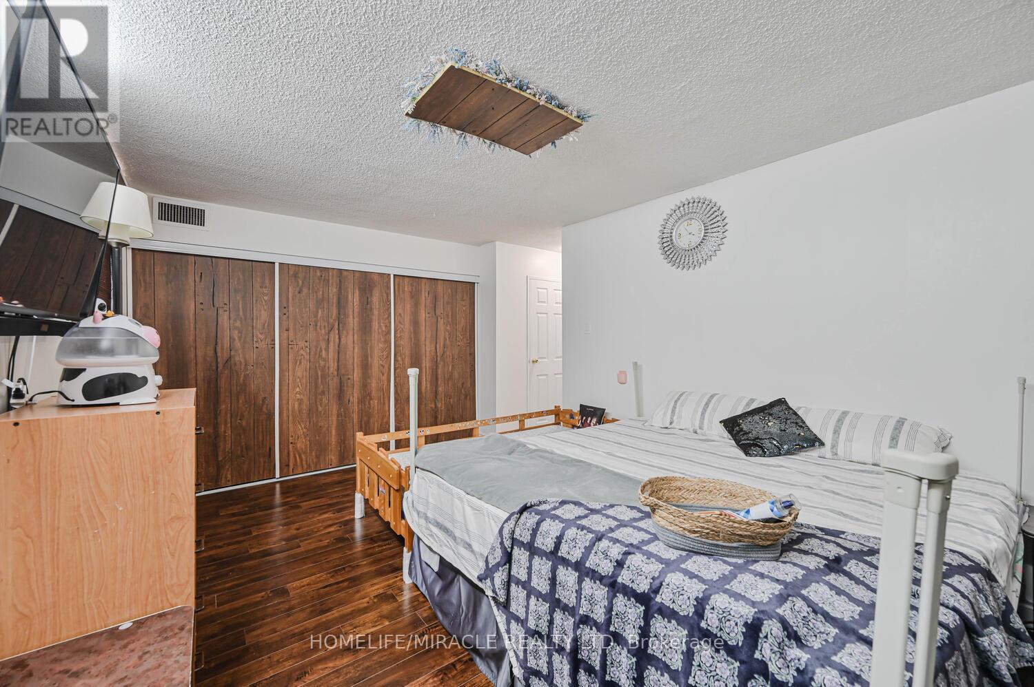 1802 - 4 Kings Cross Road, Brampton, Ontario  L6T 3X8 - Photo 26 - W12888312