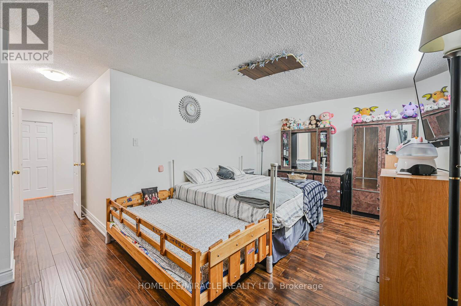 1802 - 4 Kings Cross Road, Brampton, Ontario  L6T 3X8 - Photo 30 - W12888312