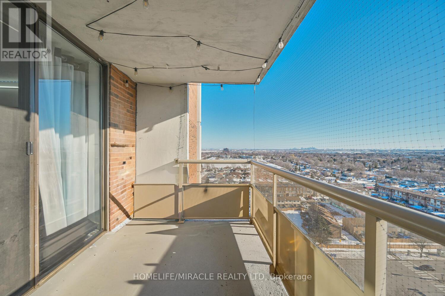 1802 - 4 Kings Cross Road, Brampton, Ontario  L6T 3X8 - Photo 43 - W12888312