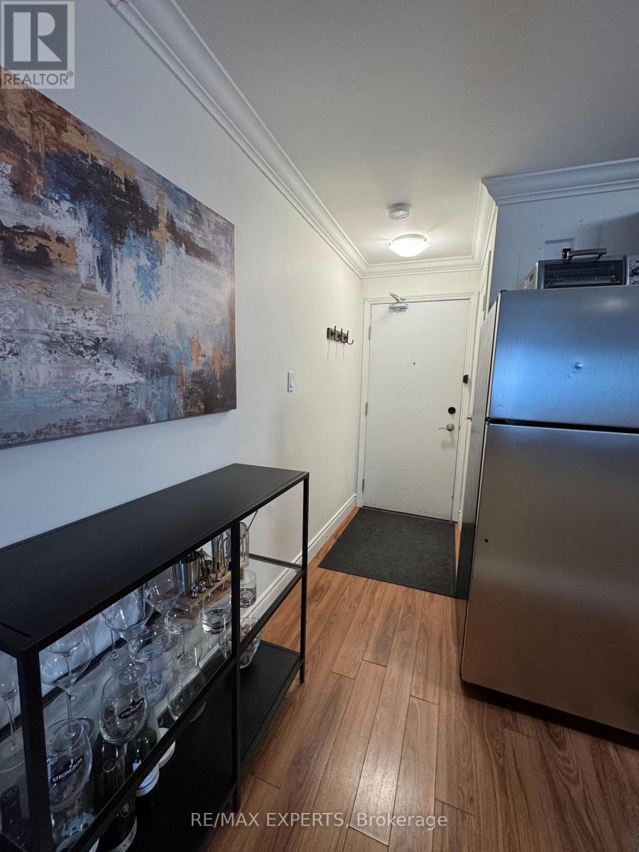 C - 42 Queen Street N, Caledon, Ontario  L7E 1B9 - Photo 2 - W12888320