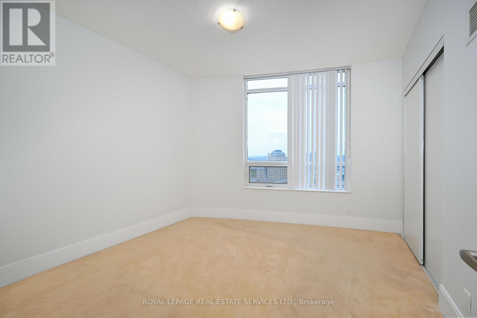 2305 - 330 Burnhamthorpe Road W, Mississauga, Ontario  L5B 0E1 - Photo 20 - W12888334