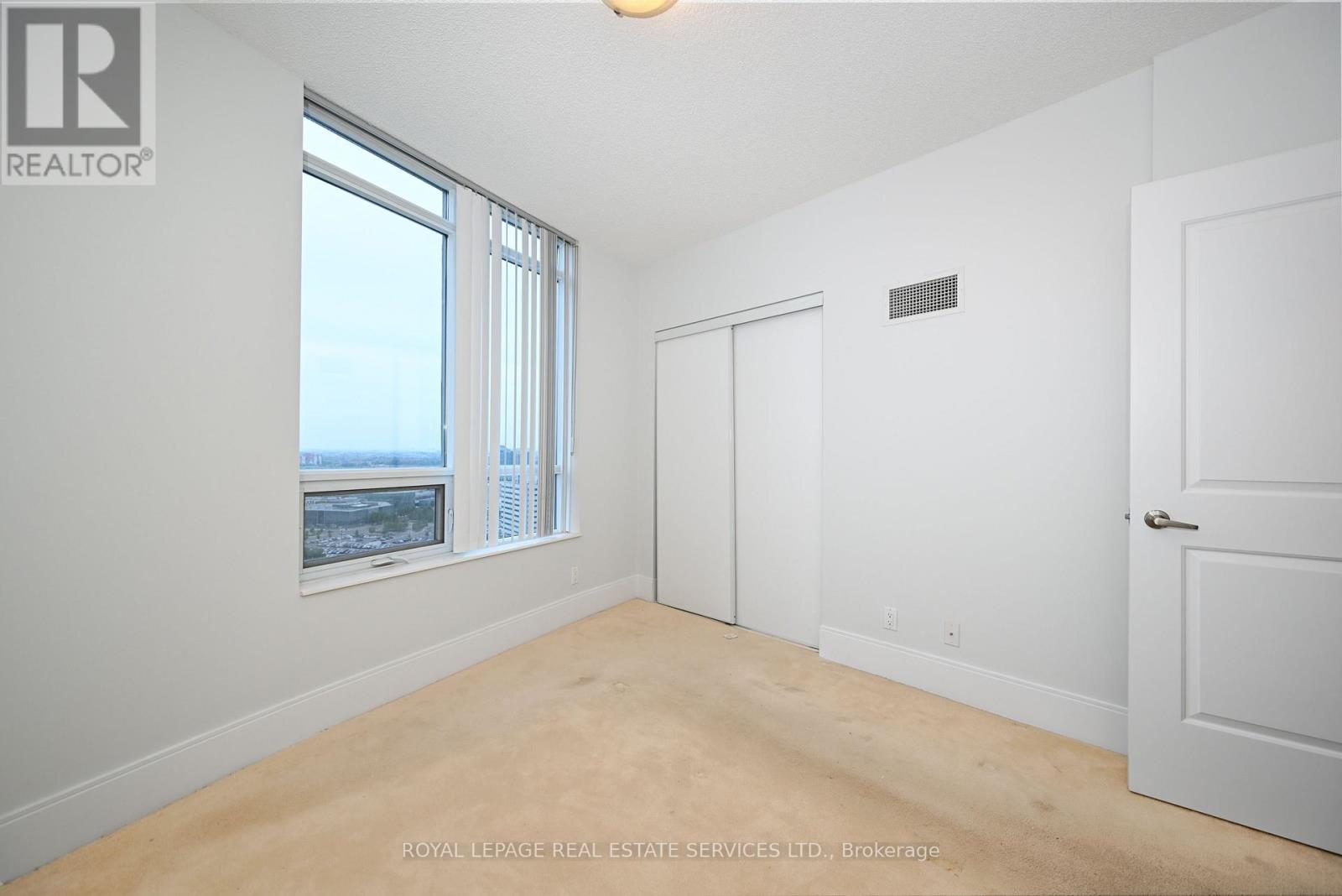 2305 - 330 Burnhamthorpe Road W, Mississauga, Ontario  L5B 0E1 - Photo 21 - W12888334